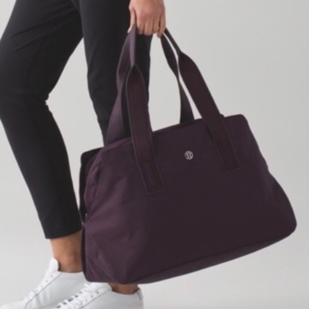 Lululemon Go Getter Bag, Excellent Condition!